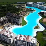 Baia Kristal Kabo Apartamento